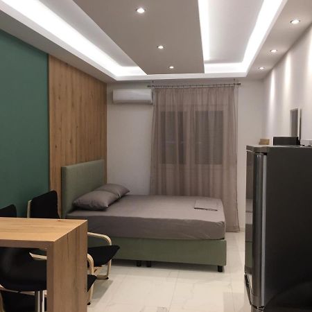Luxury Ipoga Apartment Athens Exterior photo